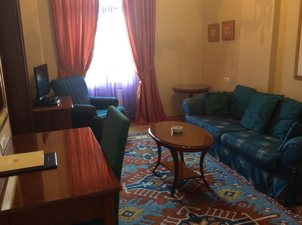 Grande Bretagne - Nafplio Hotel Luaran gambar