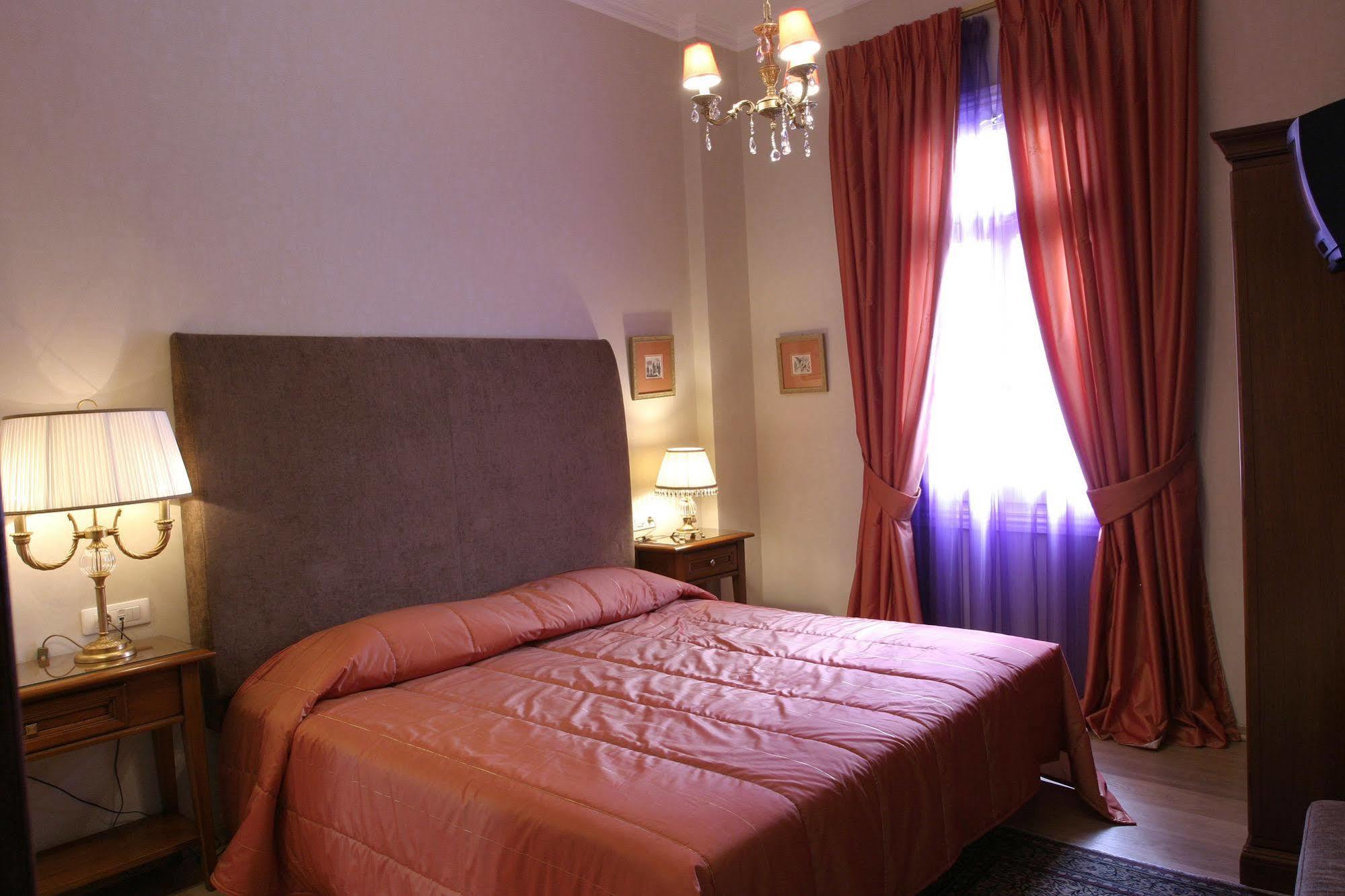 Grande Bretagne - Nafplio Hotel Bilik gambar