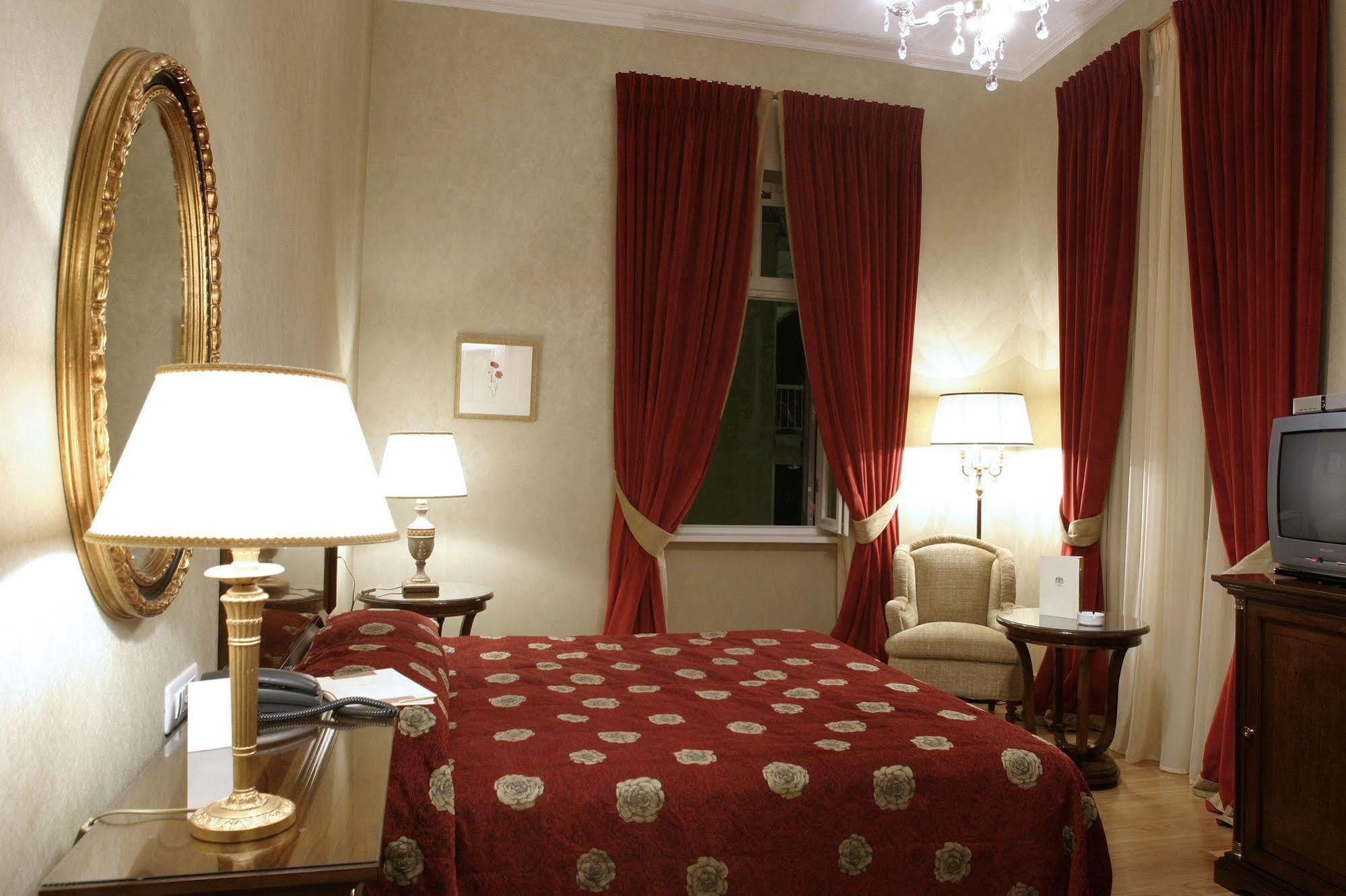 Grande Bretagne - Nafplio Hotel Luaran gambar