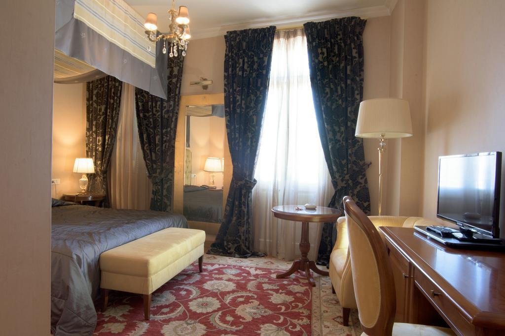 Grande Bretagne - Nafplio Hotel Luaran gambar